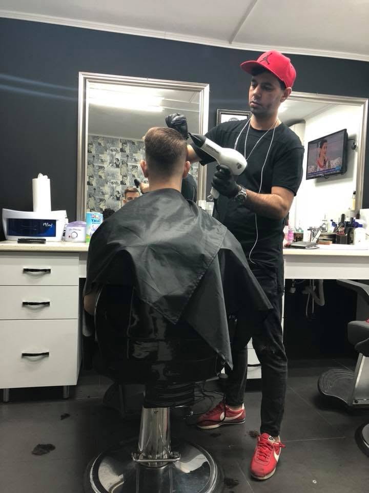 Barberul Heruvim la lucru